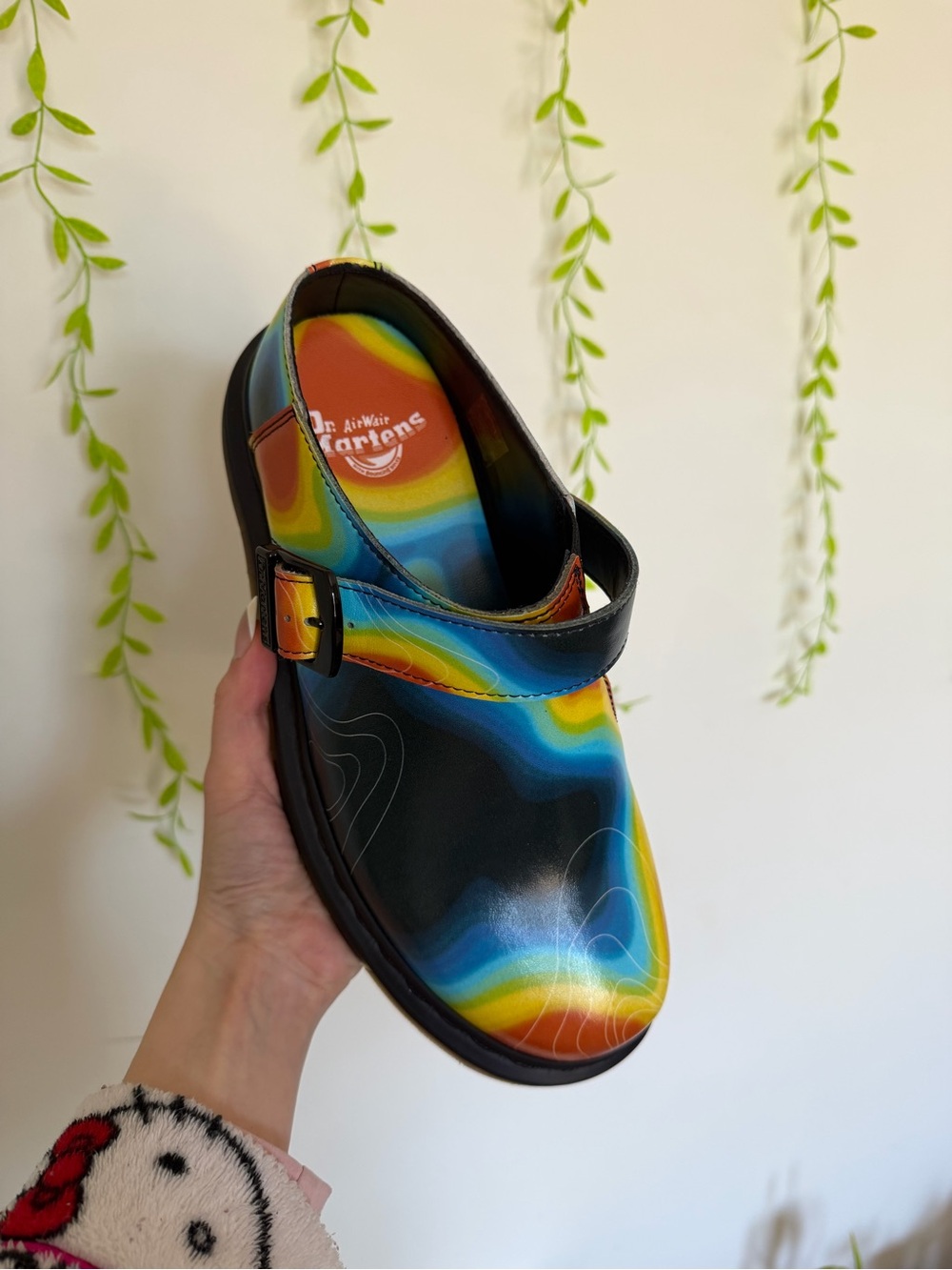 Dr. Martens Isham Mule clog Womans 8 Mens 7